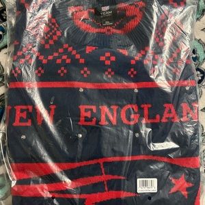 NWT Patriots Holiday sweater size XXL